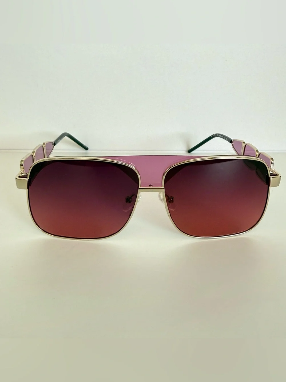 NEW!!! MO European women sunglasses Retail 350$